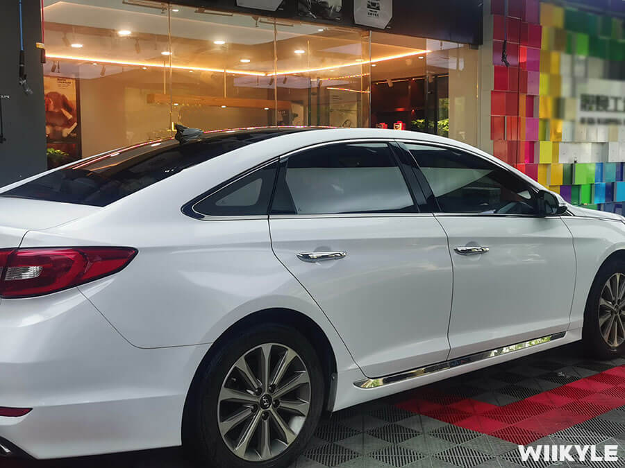 现代索纳塔除膜，装贴WIIKYLE玻璃膜（14）