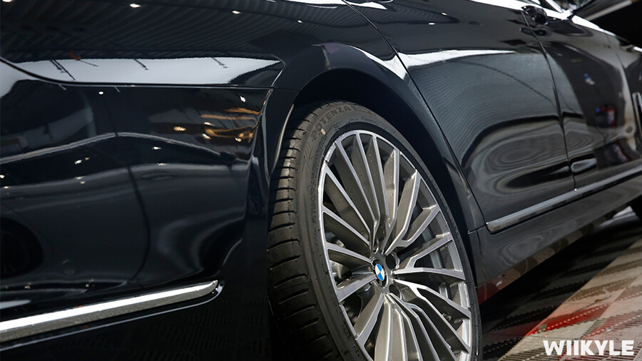 宝马7系装贴WIIKYLE玻璃膜，施工流程展示（16）