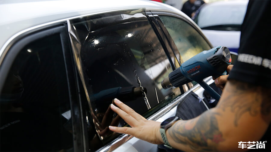 奥迪 A3装贴威固隔热膜，施工流程展示（8）