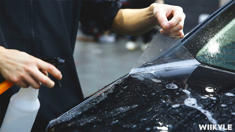宝马7系装贴WIIKYLE玻璃膜，施工流程展示（12）