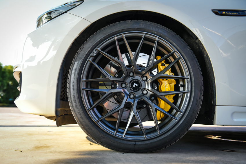 宝马5GT AP卡钳升级