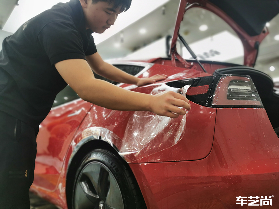 特斯拉Model 3施工威固隔热膜案例流程展示（7）