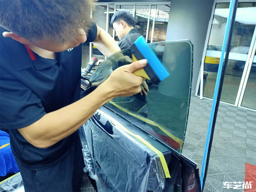 特斯拉 Model3施工威固玻璃膜展示（12）