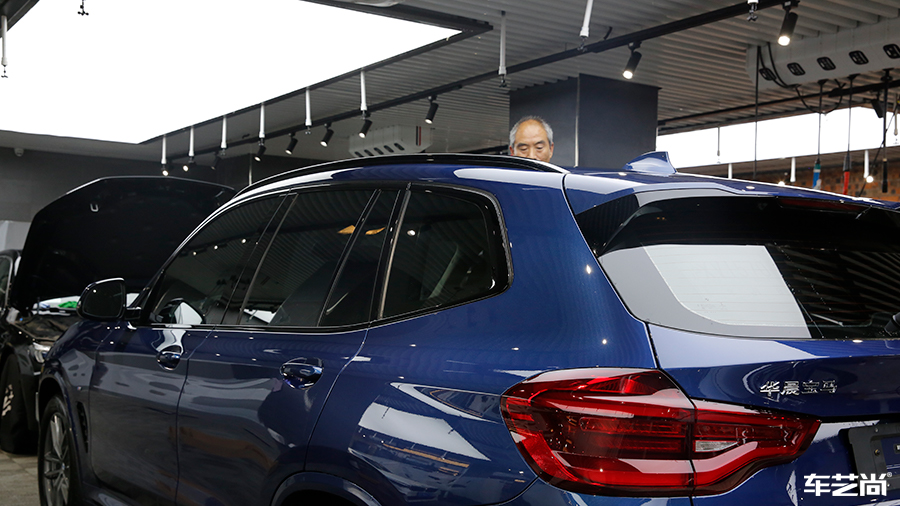 宝马X3施工威固隔热膜，保护您的驾乘安全！（19）