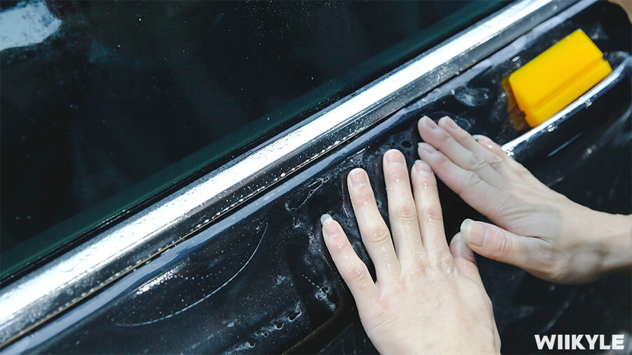 宝马7系装贴WIIKYLE玻璃膜，施工流程展示（4）