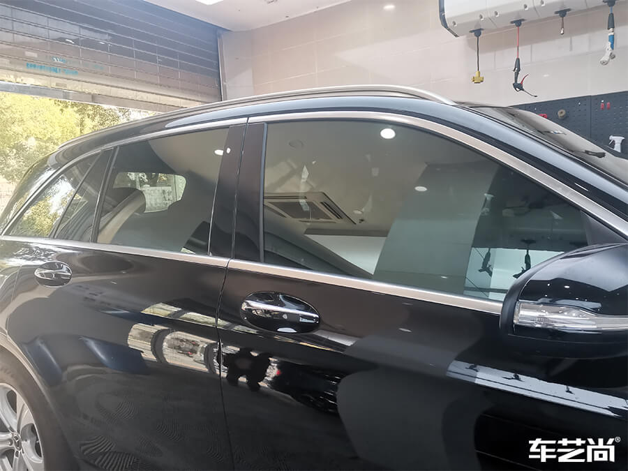 车艺尚威固授权专营店施工威固隔热膜（3）