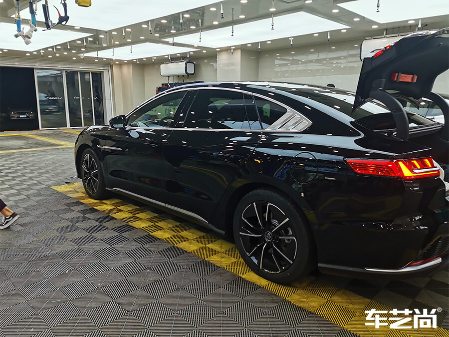 比亚迪汉装贴威固隔热膜，施工流程展示（13）