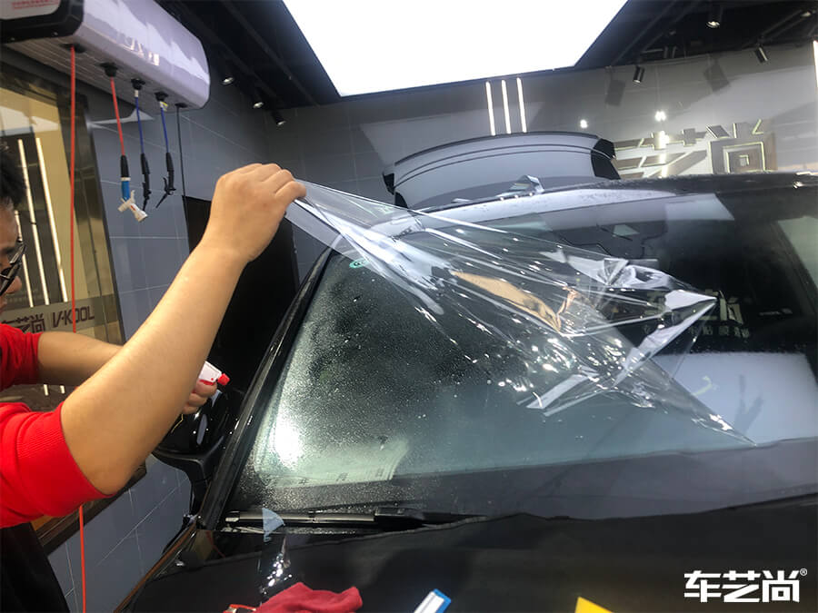 车膜为什么要先贴在外面？车艺尚精彩案例呈现（3）