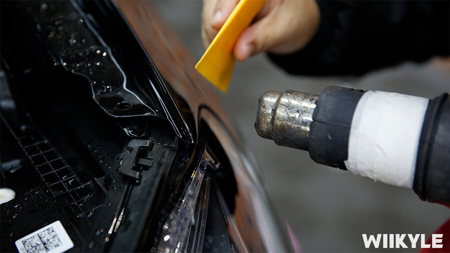 奔驰GLE450装贴WIIKYLE隐形车衣流程展示（10）