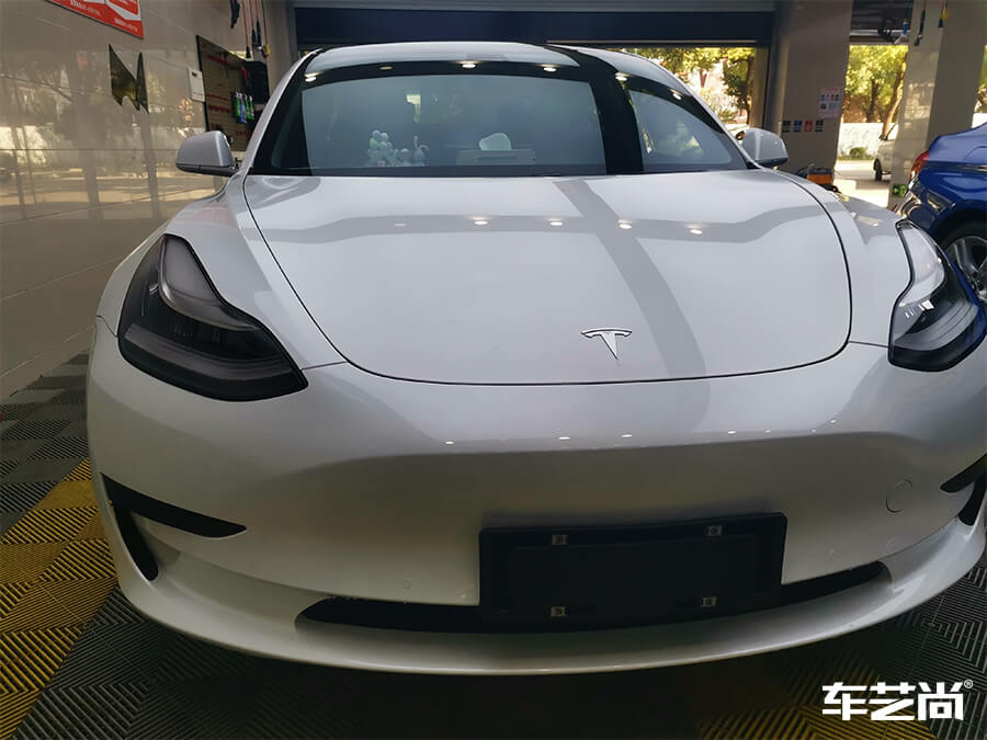上海车艺尚为特斯拉 Model3施工威固玻璃膜（10）