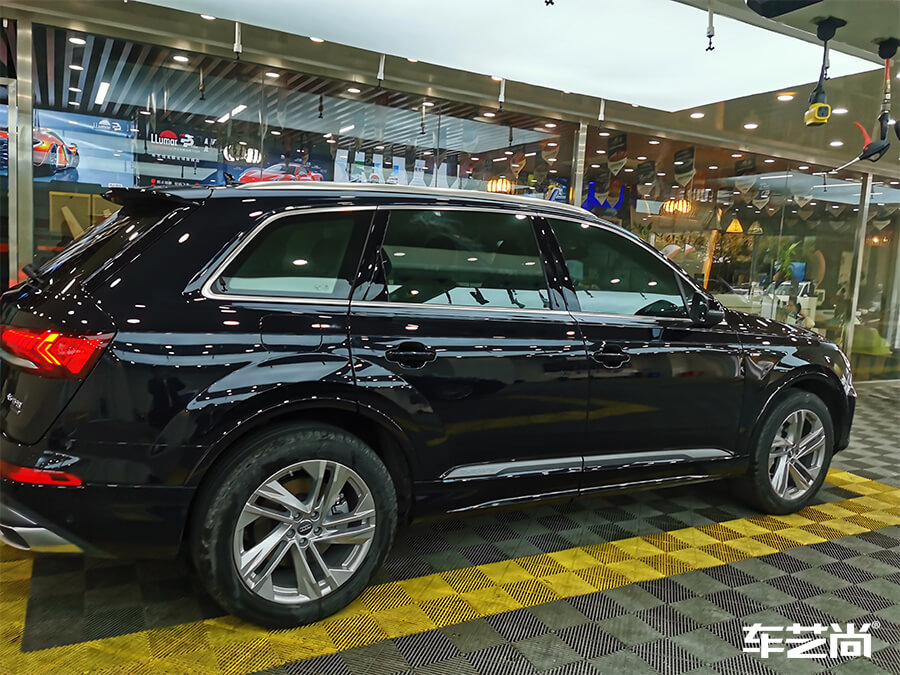 奥迪Q7装贴威固隔热膜，施工流程展示（14）