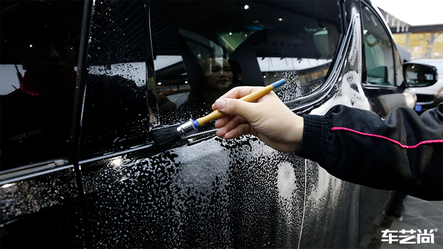 丰田埃尔法选择车艺尚，施工隐形车衣案例分享（1）