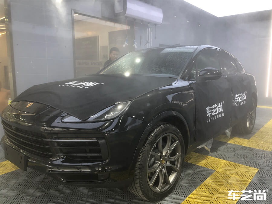 车膜为什么要先贴在外面？车艺尚精彩案例呈现（1）