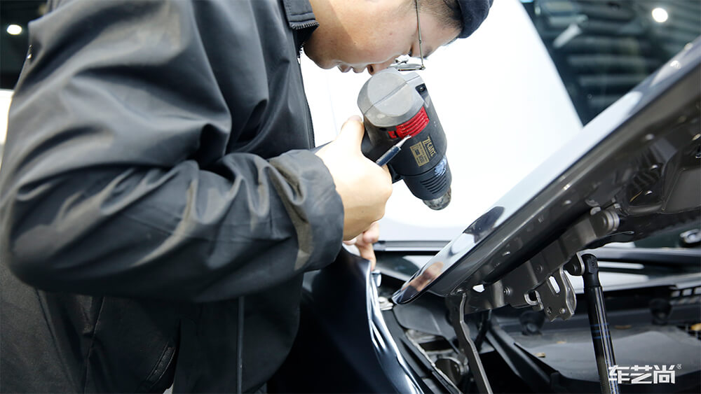 宝马实贴ORAFOL改色膜，展现独特个性（1）