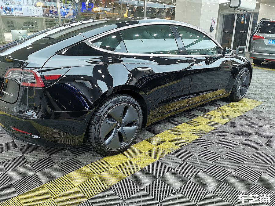 特斯拉Model 3施工威固隔热膜施工案例分享（12）