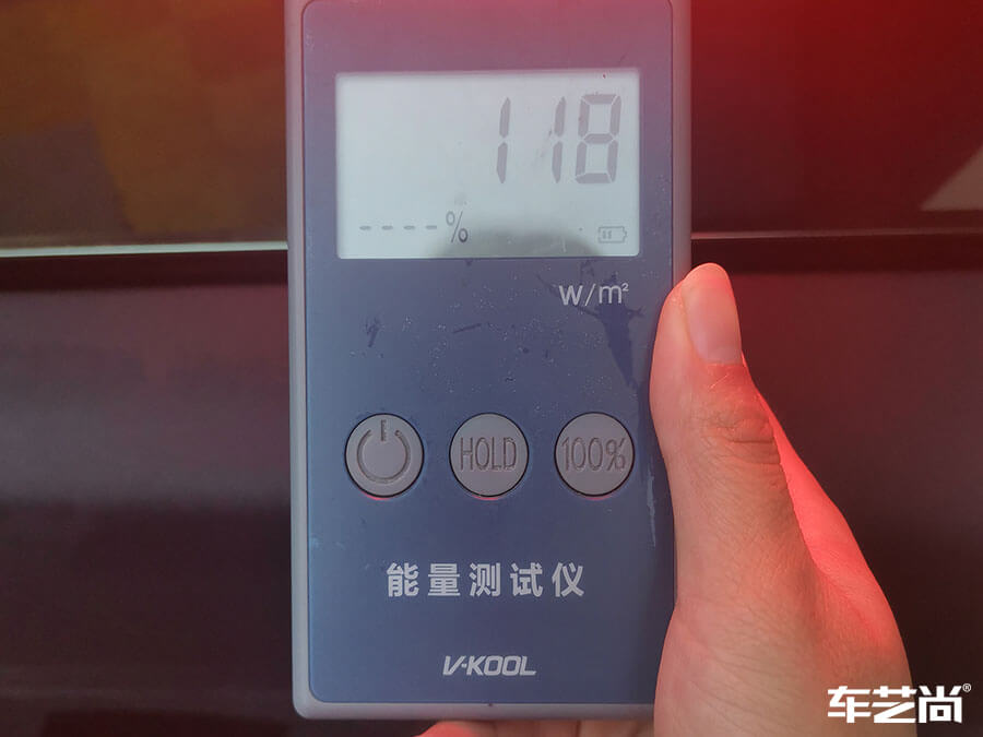 车艺尚威固授权专营店施工威固隔热膜（2）