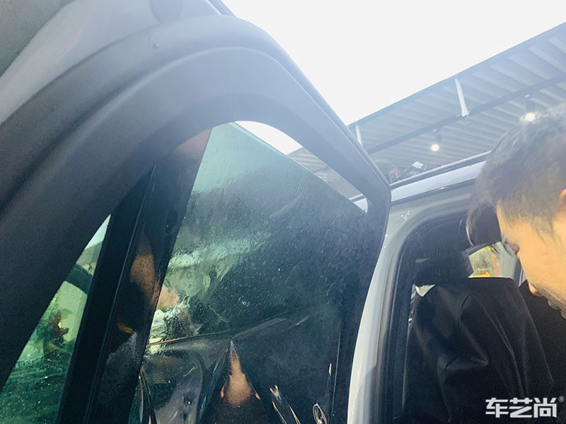 蔚来ES8施工威固隔热膜施工过程展示（图十二）