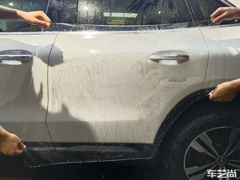 奔驰GLA200施工ROLIPS隐形车衣过程展示（图五）