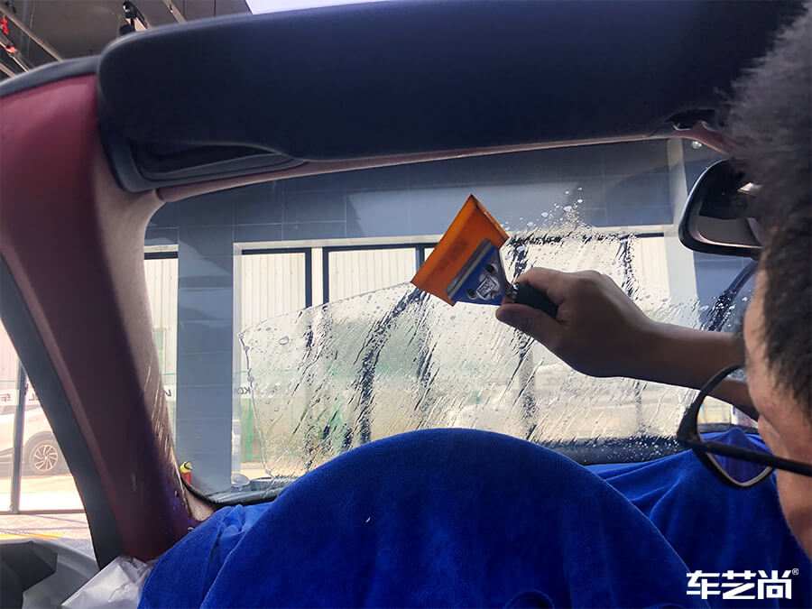 保时捷911告诉你上海专业的汽车贴膜哪家强？（6）