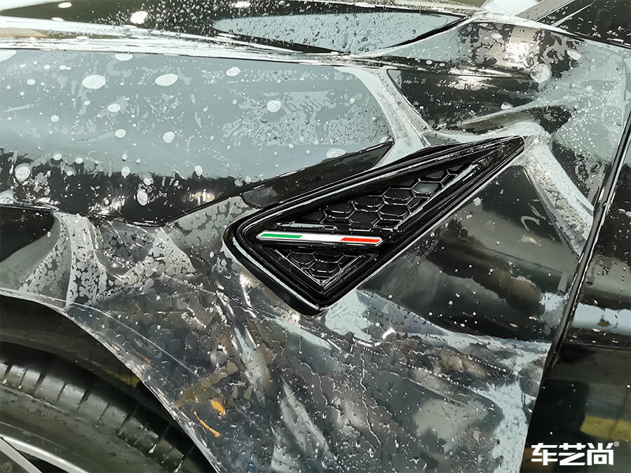 兰博基尼装贴威固漆面保护膜案例图展示（3）