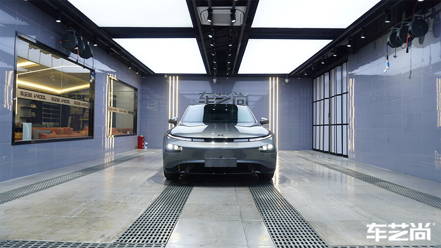 小鹏P7装贴威固隔热膜，施工流程展示（18）