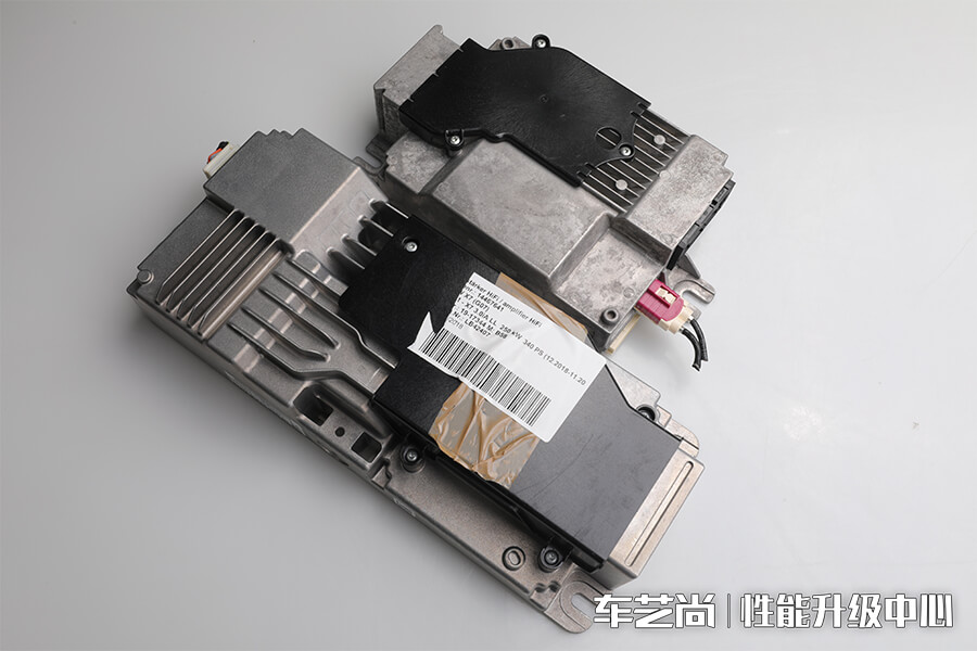 宝马X5改装升级宝马发光盖板，效果展示（6）