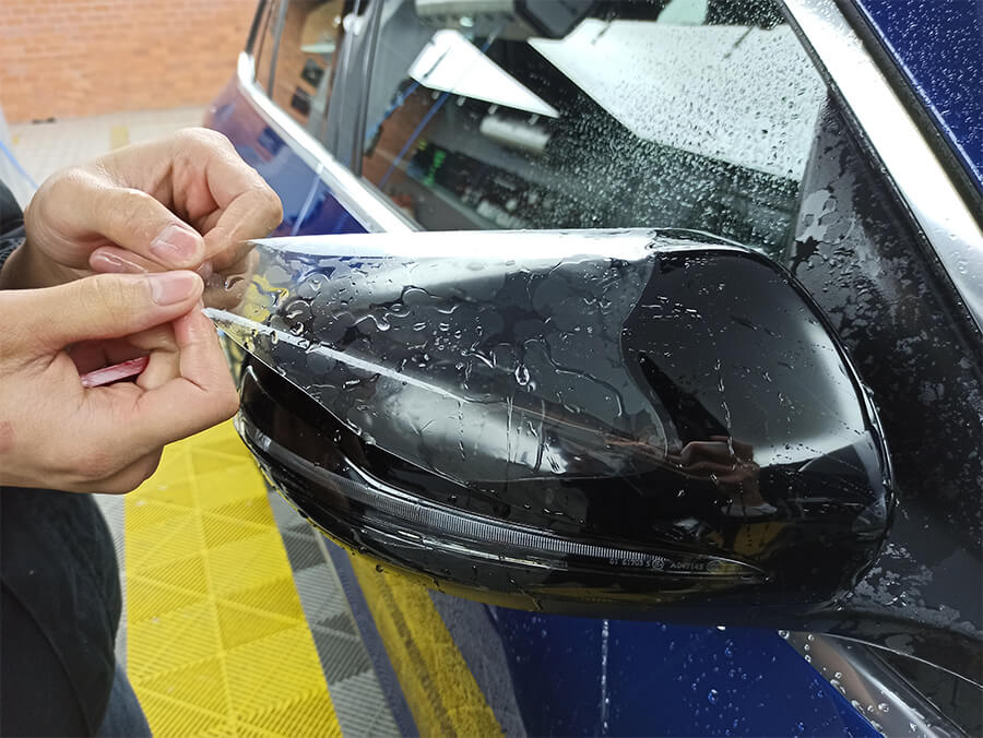 奔驰选择艺卡贴膜施工罗利普斯漆面保护膜（7）