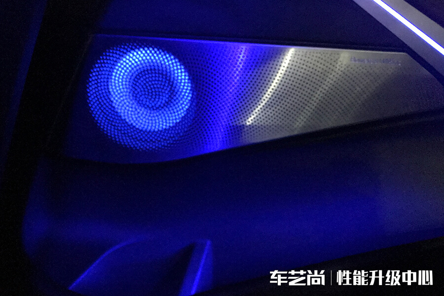 宝马X5改装升级宝马发光盖板，效果展示（21）