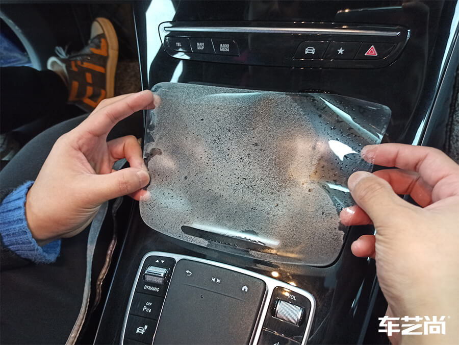 奔驰选择艺卡贴膜施工罗利普斯漆面保护膜（11）