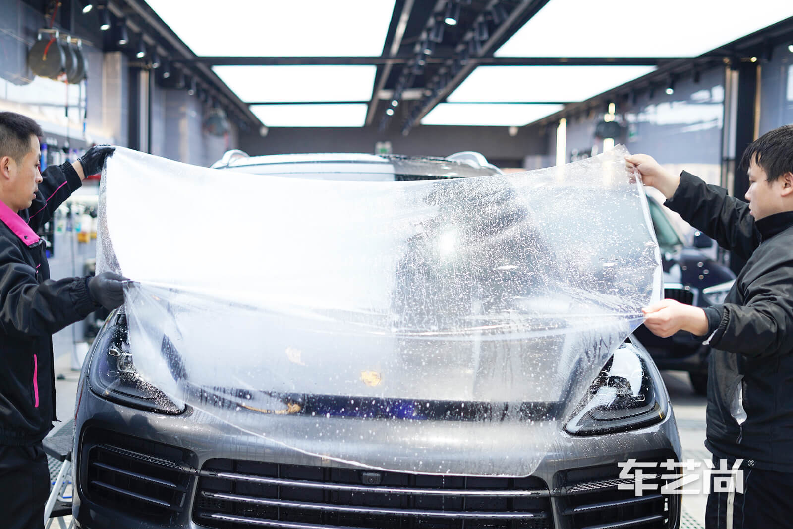 保时捷卡宴装贴V-KOOL车衣 专车专用 质保十年（1）