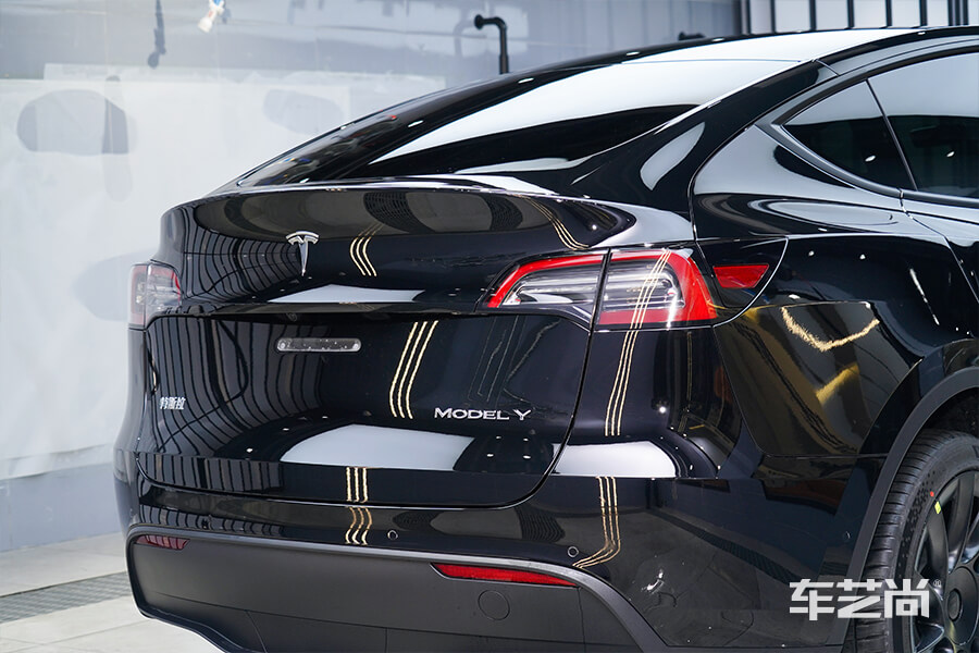 百公里加速几秒的特斯拉MODEL Y，装贴威固隔热膜（16）