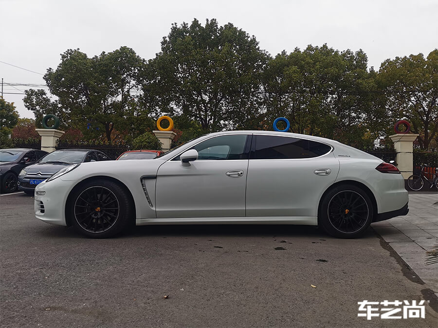 保时捷帕拉梅拉施工罗利普斯车衣，室外效果图展示（9）