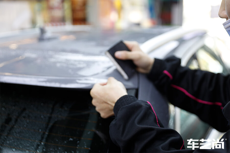 采用双涡轮增压，奥迪RS4享受当下时光（3）