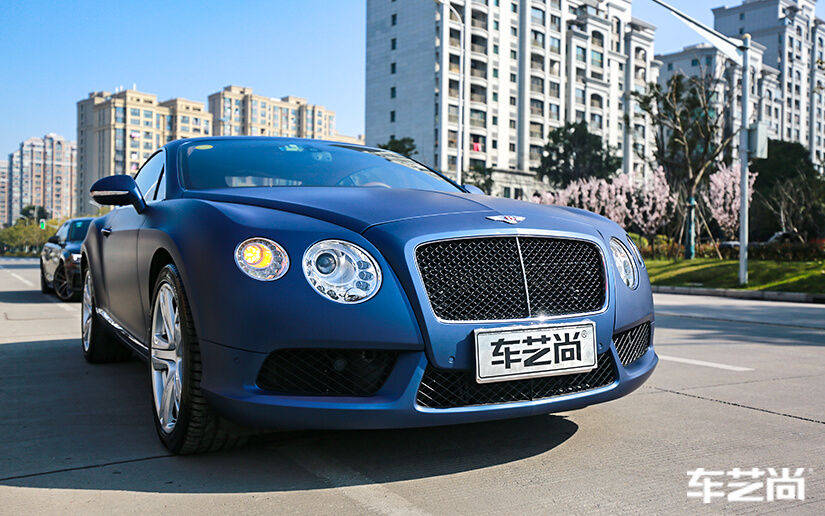 宾利欧陆施工改色膜流程展示（29）