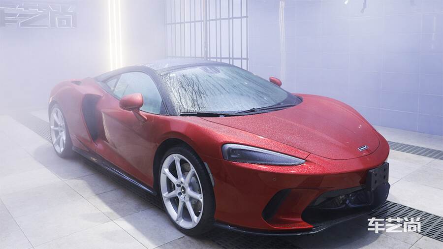 迈凯伦施工隐形车衣流程展示（1）