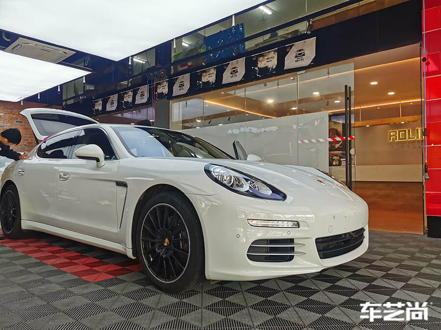 保时捷帕拉梅拉施工罗利普斯车衣，室外效果图展示（5）