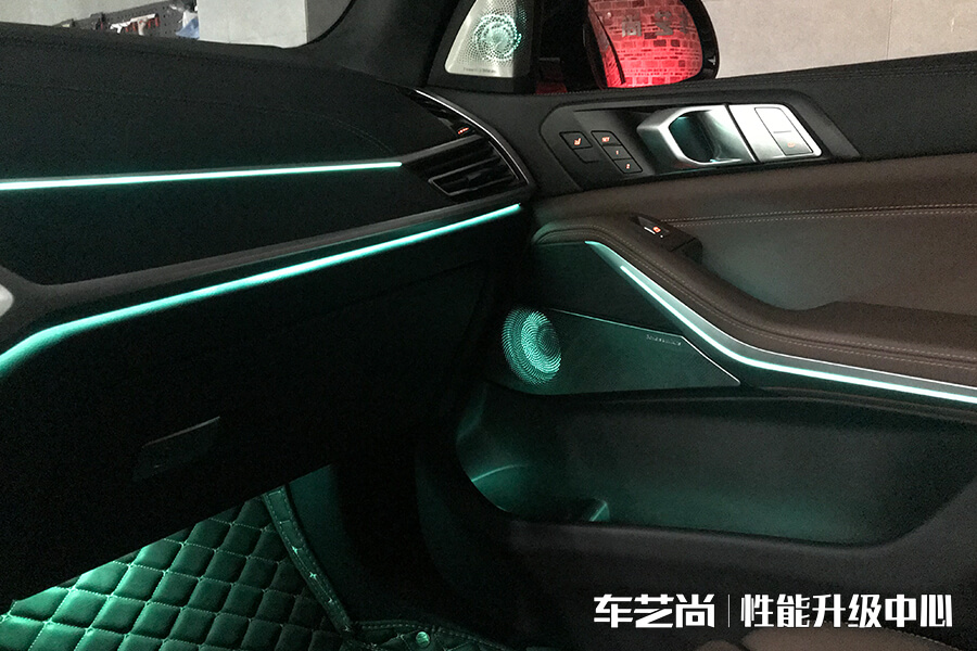 宝马X5改装升级宝马发光盖板，效果展示（18）