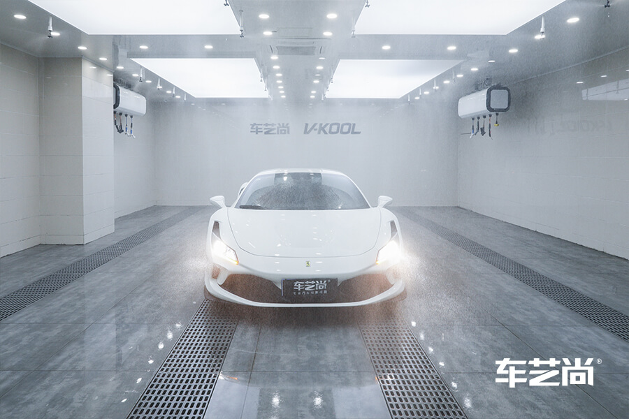 当家跑车法拉利 选择车艺尚装贴威固隐形车衣（1）