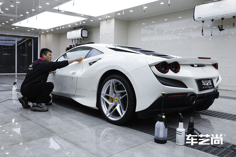 当家跑车法拉利 选择车艺尚装贴威固隐形车衣（5）