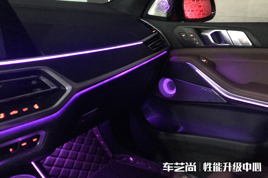 宝马X5改装升级宝马发光盖板，效果展示（24）