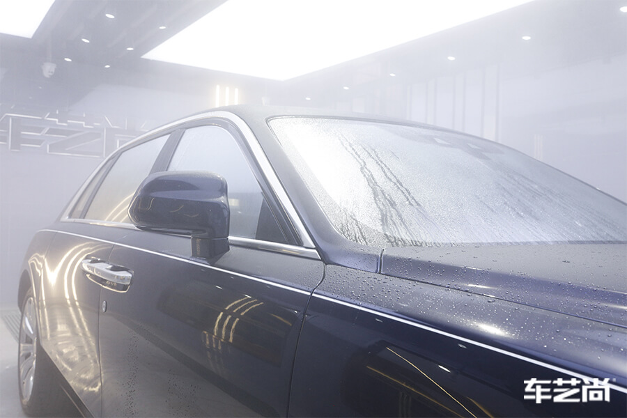 劳斯莱斯古斯特独具匠心的奢华，施工隔热膜流程（1）