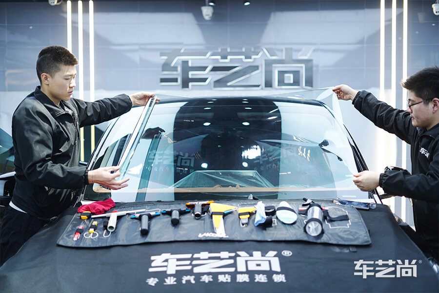 百公里加速几秒的特斯拉MODEL Y，装贴威固隔热膜（3）