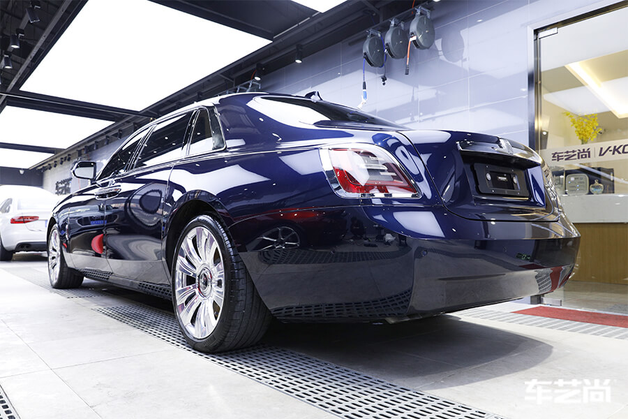 劳斯莱斯古斯特独具匠心的奢华，施工隔热膜流程（13）