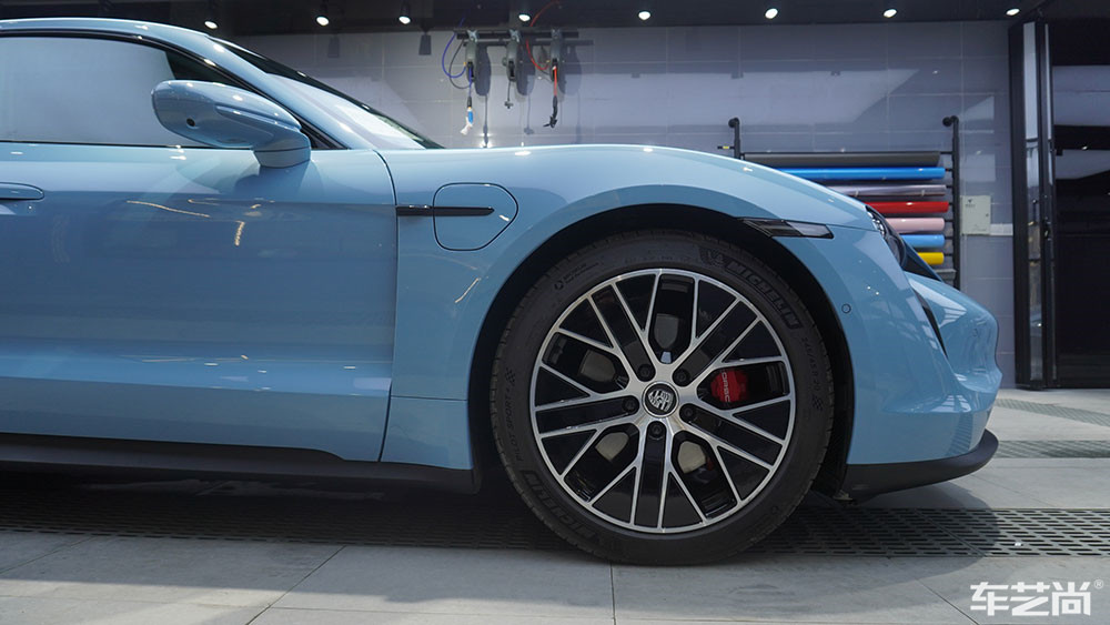 保时捷Taycan施工威固隔热膜效果展示（图二）