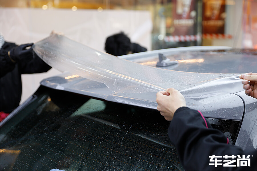 采用双涡轮增压，奥迪RS4享受当下时光（5）