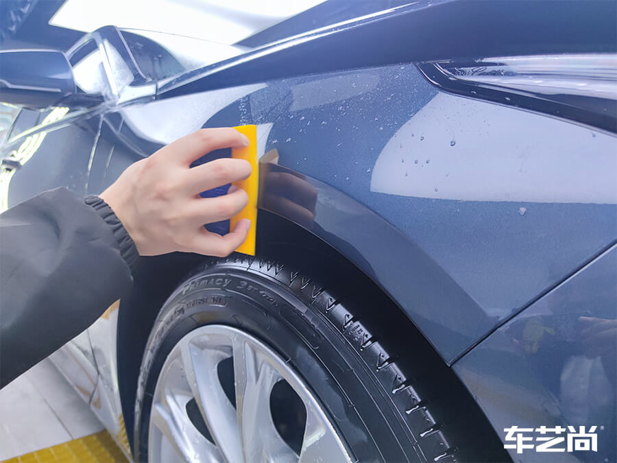 凯迪拉克装贴罗利普斯隐形车衣，案例流程展示（6）