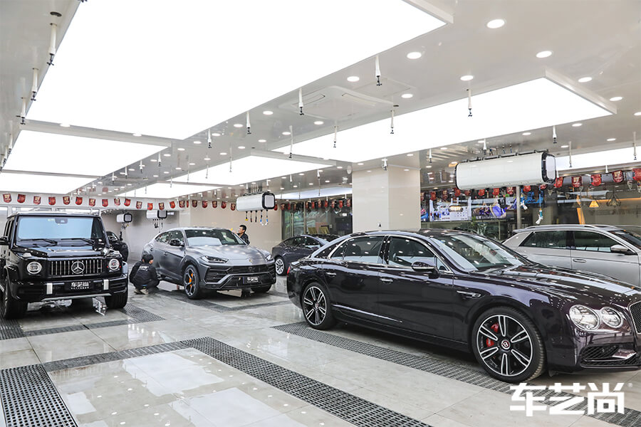 兰博基尼URUS装贴威固隐形车衣流程（2）