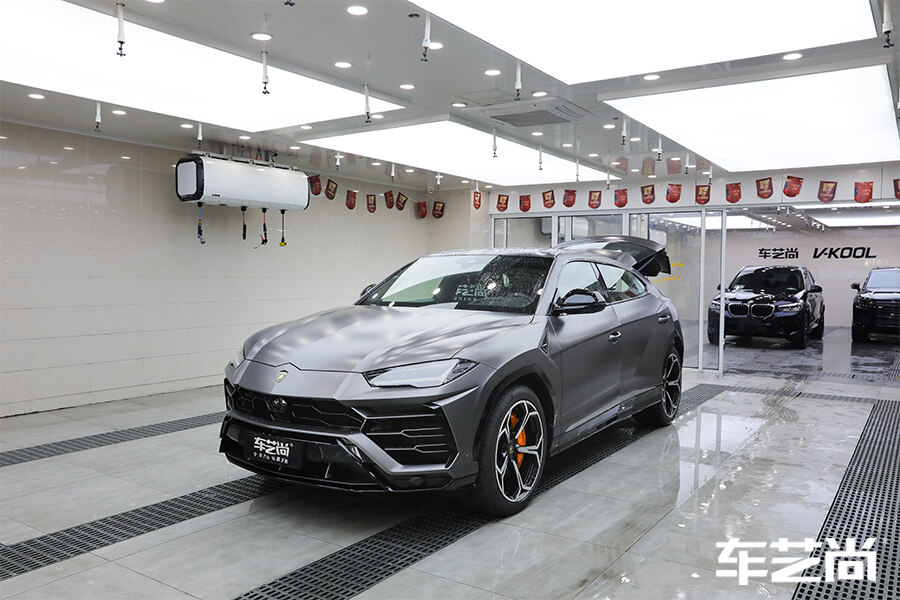 兰博基尼URUS装贴威固隐形车衣流程（14）