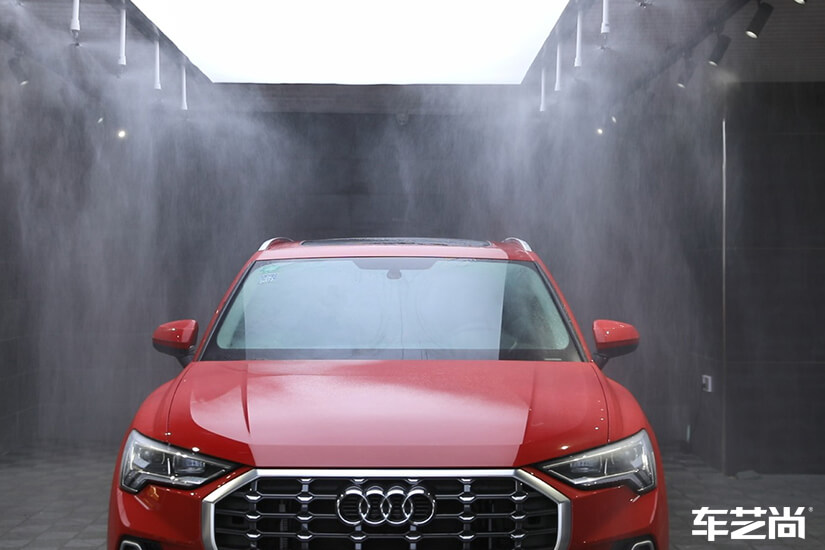 奥迪Q3选择同时装贴玻璃膜和隐形车衣，体现极致保护措施（1）