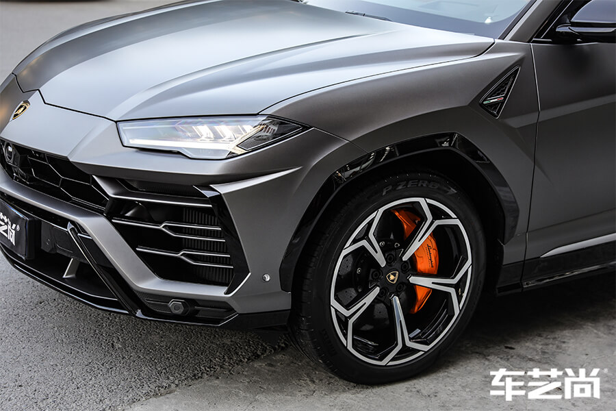 兰博基尼URUS装贴威固隐形车衣流程（26）